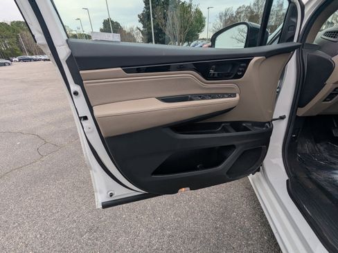 Used 2024 Honda Odyssey Elite image 20