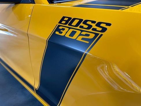Used 2013 Ford Mustang Boss 302 w/ Boss 302 Accessory Pkg RWD image 23