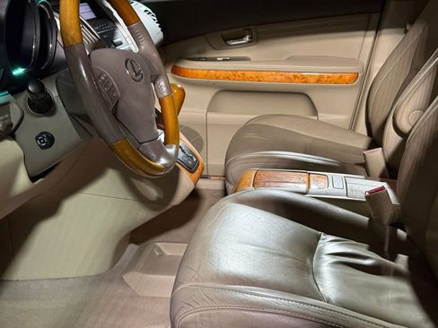 Used 2005 Lexus RX 330 AWD w/ Premium Plus Pkg image 25