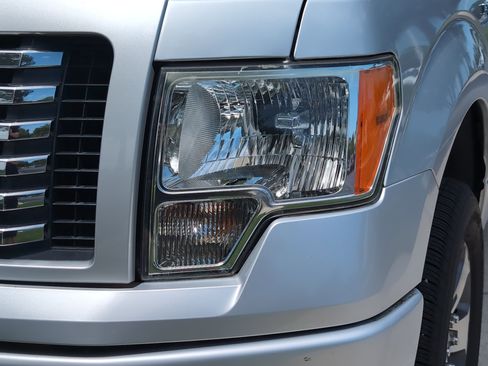 Used 2012 Ford F150 XLT w/ XLT Custom Pkg RWD image 6