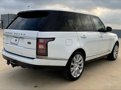 Used 2014 Land Rover Range Rover Supercharged image 4