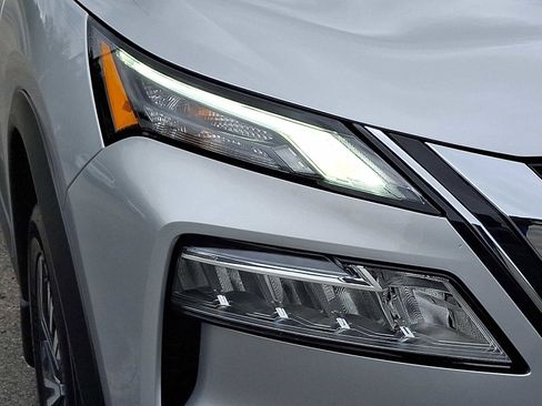 Used 2023 Nissan Rogue SV w/ SV Premium B Package AWD/4WD image 9