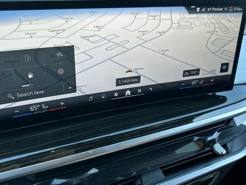 Used 2025 BMW X5 sDrive40i w/ Premium Package image 14