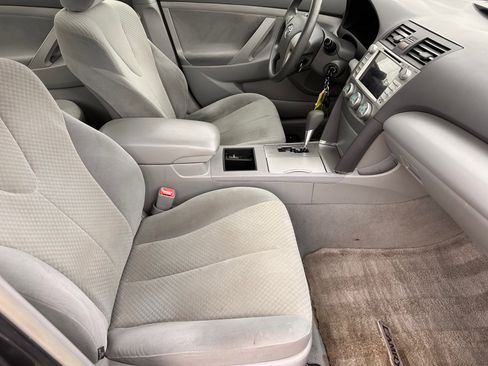 Used 2007 Toyota Camry LE image 9