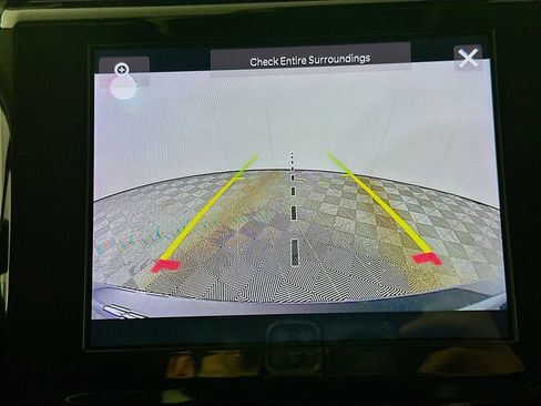 Used 2023 Jeep Grand Cherokee Laredo w/ Luxury Tech Group I image 19