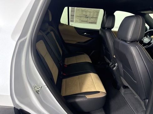 New 2026 Chevrolet Equinox ACTIV w/ Convenience Package III FWD image 20