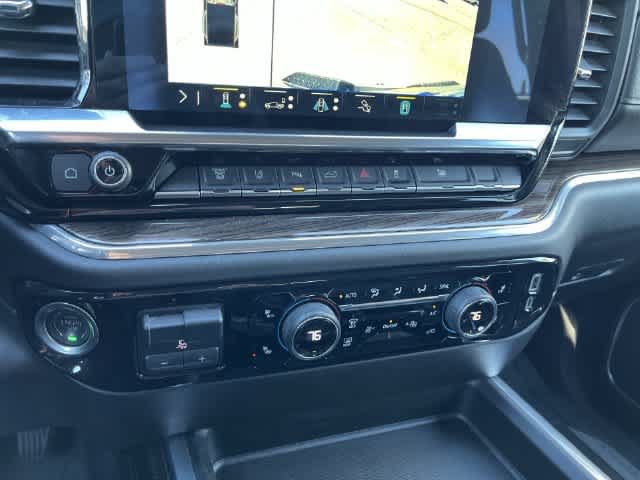 Used 2025 Chevrolet Silverado 3500 LT w/ All Star Edition AWD/4WD image 26