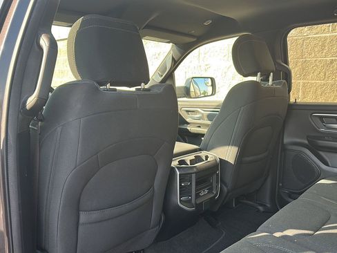 Used 2023 RAM 1500 Big Horn AWD/4WD image 22