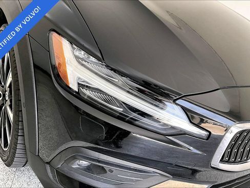 Used 2022 Volvo V60 T5 Cross Country w/ Advanced Package AWD/4WD image 38