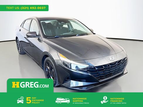 Used 2023 Hyundai Elantra SEL FWD image 1