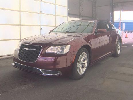 Used 2016 Chrysler 300 Limited RWD image 1