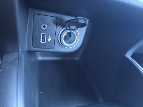 Used 2025 Nissan Kicks Play S image 24