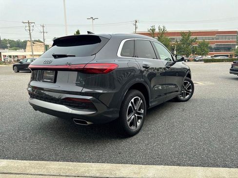 Certified 2025 Audi Q5 Premium w/ Convenience Package AWD/4WD image 2