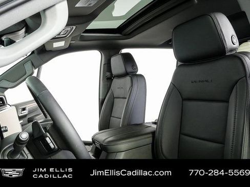 Used 2024 GMC Sierra 1500 Denali w/ Denali Reserve Package image 6