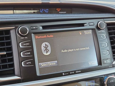 Used 2016 Toyota Highlander XLE AWD/4WD image 24