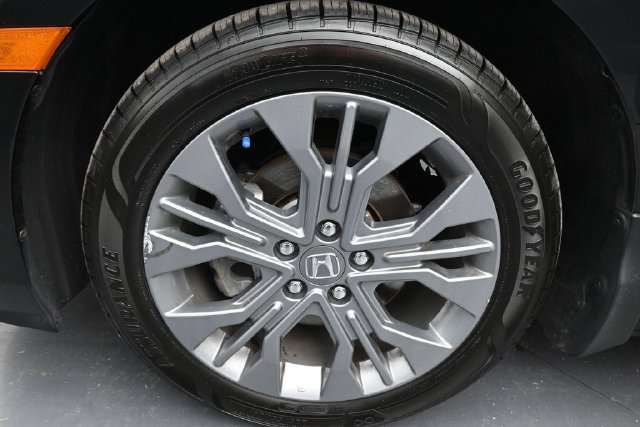 Used 2025 Honda Odyssey Touring image 21