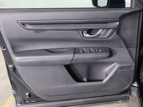 Used 2023 Honda CR-V EX image 18