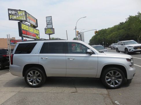 Used 2016 Chevrolet Tahoe LT w/ Luxury Package AWD/4WD image 9