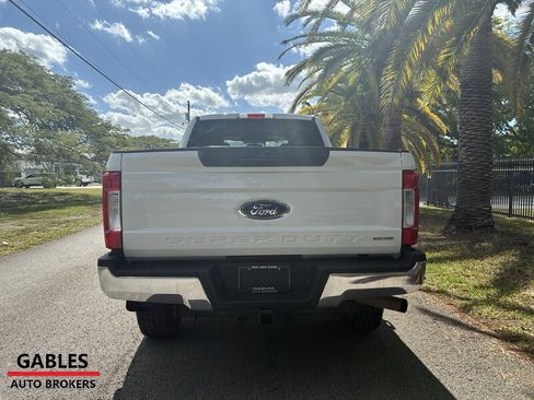 Used 2017 Ford F350 XLT image 11