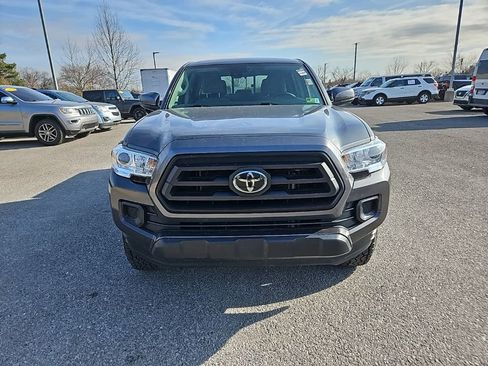Used 2023 Toyota Tacoma SR image 2
