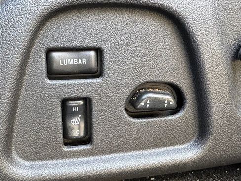 Used 2008 HUMMER H3 Luxury AWD/4WD image 16