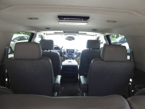 Used 2015 Chevrolet Suburban LTZ AWD/4WD image 28