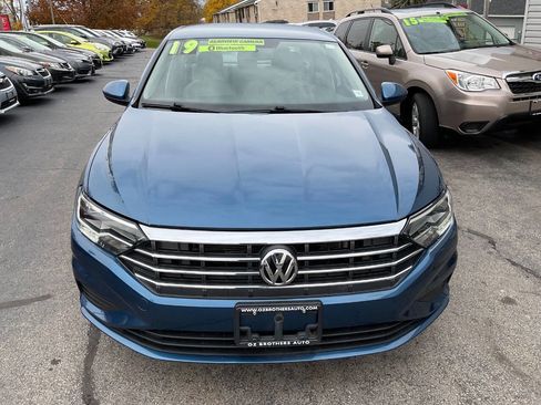 Used 2019 Volkswagen Jetta S image 3