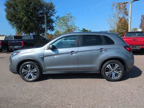 Used 2025 Mitsubishi Outlander Sport SE image 3