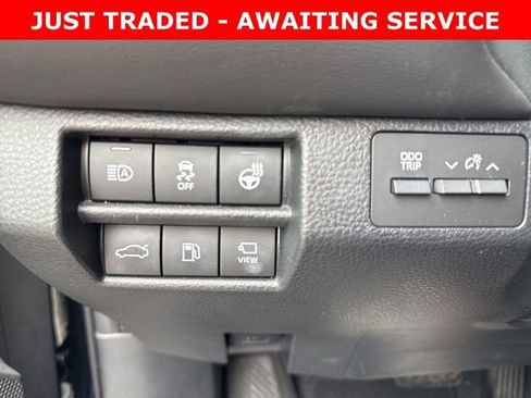 Used 2021 Toyota Avalon Limited w/ Advanced Safety Package image 16