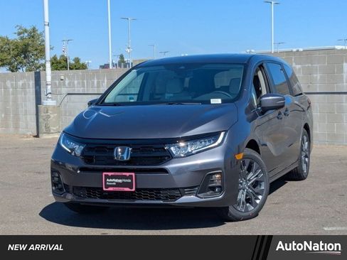 New 2026 Honda Odyssey Touring image 1