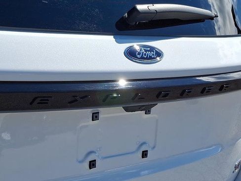 Certified 2025 Ford Explorer ST w/ Sun And Sound Package image 35