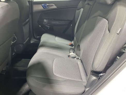 New 2026 Kia Sportage LX w/ LX Convenience Package FWD image 12