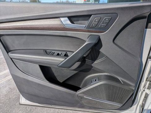 Certified 2024 Audi Q5 2.0T Premium Plus image 9