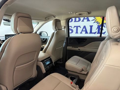 Used 2020 Lincoln Aviator Reserve RWD image 16