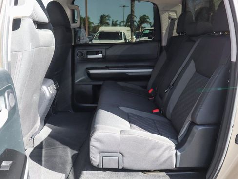 Used 2017 Toyota Tundra SR5 w/ SR5 Upgrade Package image 34