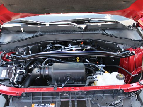 Used 2024 Ford Explorer Limited image 10