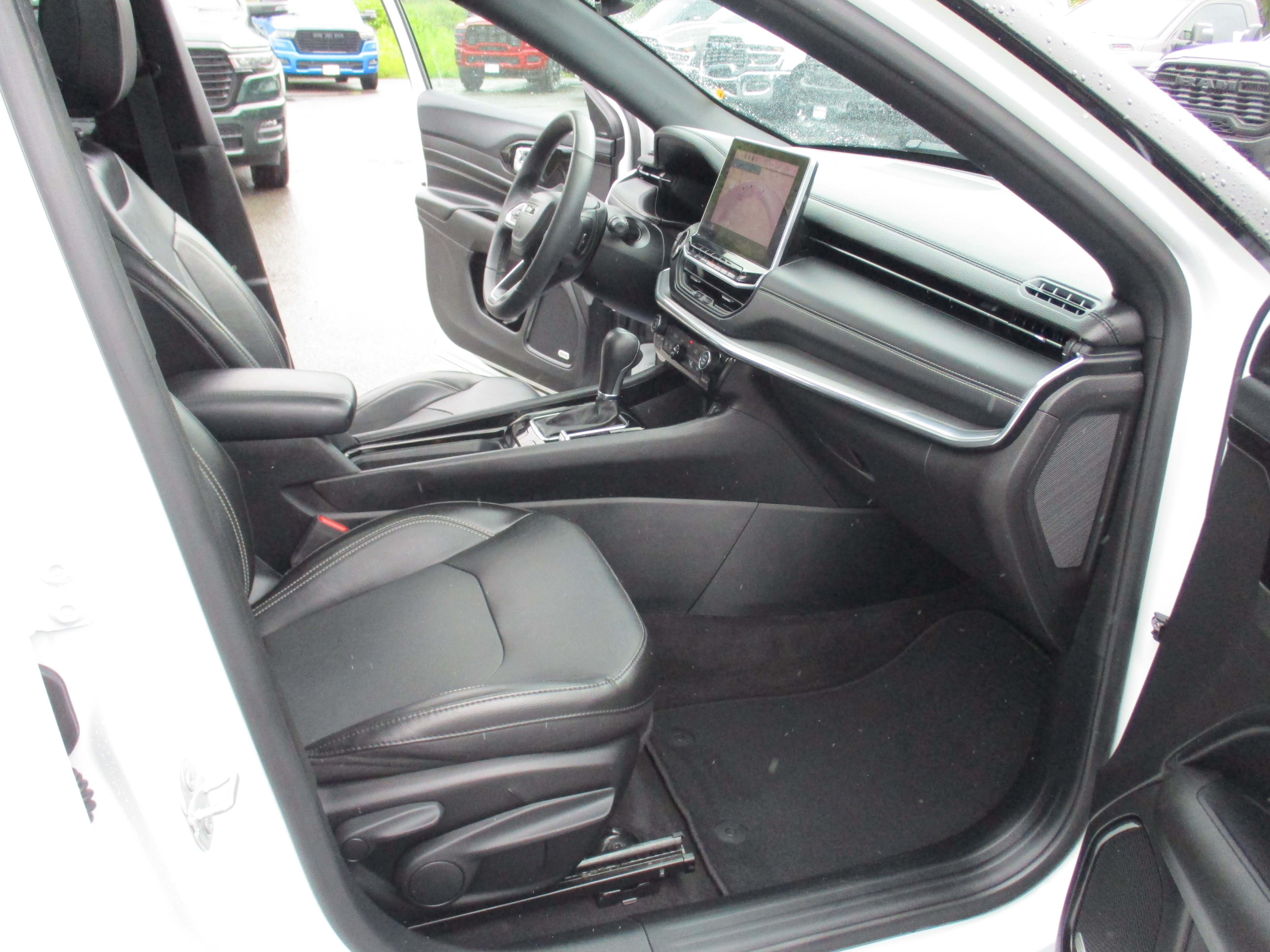 Certified 2023 Jeep Compass High Altitude AWD/4WD image 15