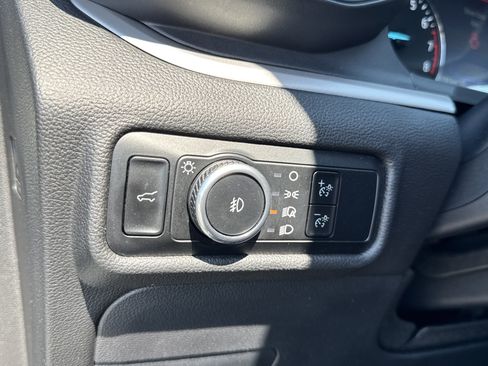 Used 2024 Ford Explorer XLT w/ Equipment Group 202A image 35