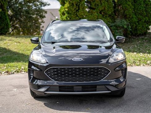 Certified 2021 Ford Escape SE w/ Convenience Package image 2