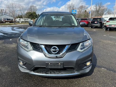 Used 2016 Nissan Rogue S image 2
