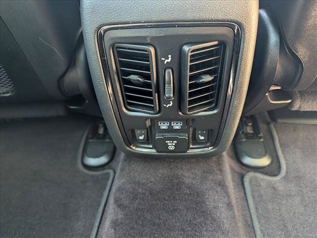 Used 2018 Jeep Grand Cherokee High Altitude AWD/4WD image 16