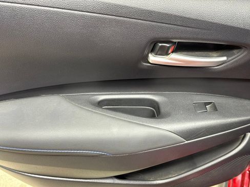 Used 2021 Toyota Corolla XSE FWD image 19