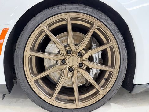 Used 2018 Chevrolet Camaro ZL1 RWD image 12