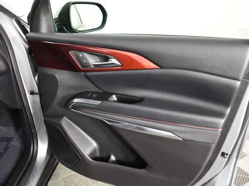 Used 2025 Chevrolet Traverse Z71 image 37