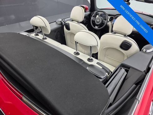 Used 2024 MINI Cooper S w/ Signature Upholstery Package FWD image 27