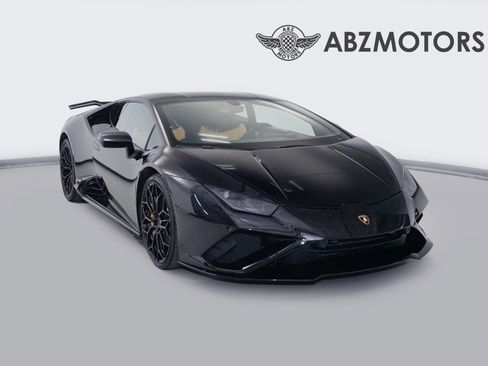 Used 2021 Lamborghini Huracan EVO RWD image 1