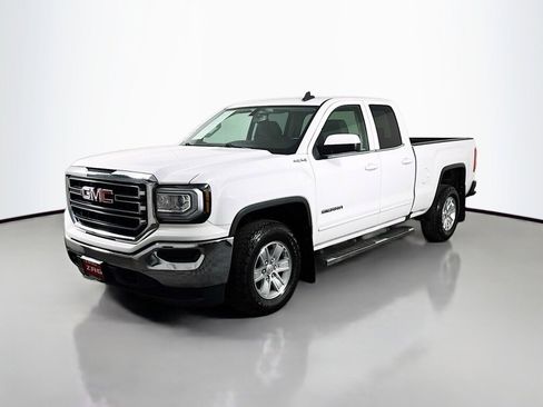 Used 2017 GMC Sierra 1500 SLE AWD/4WD image 1