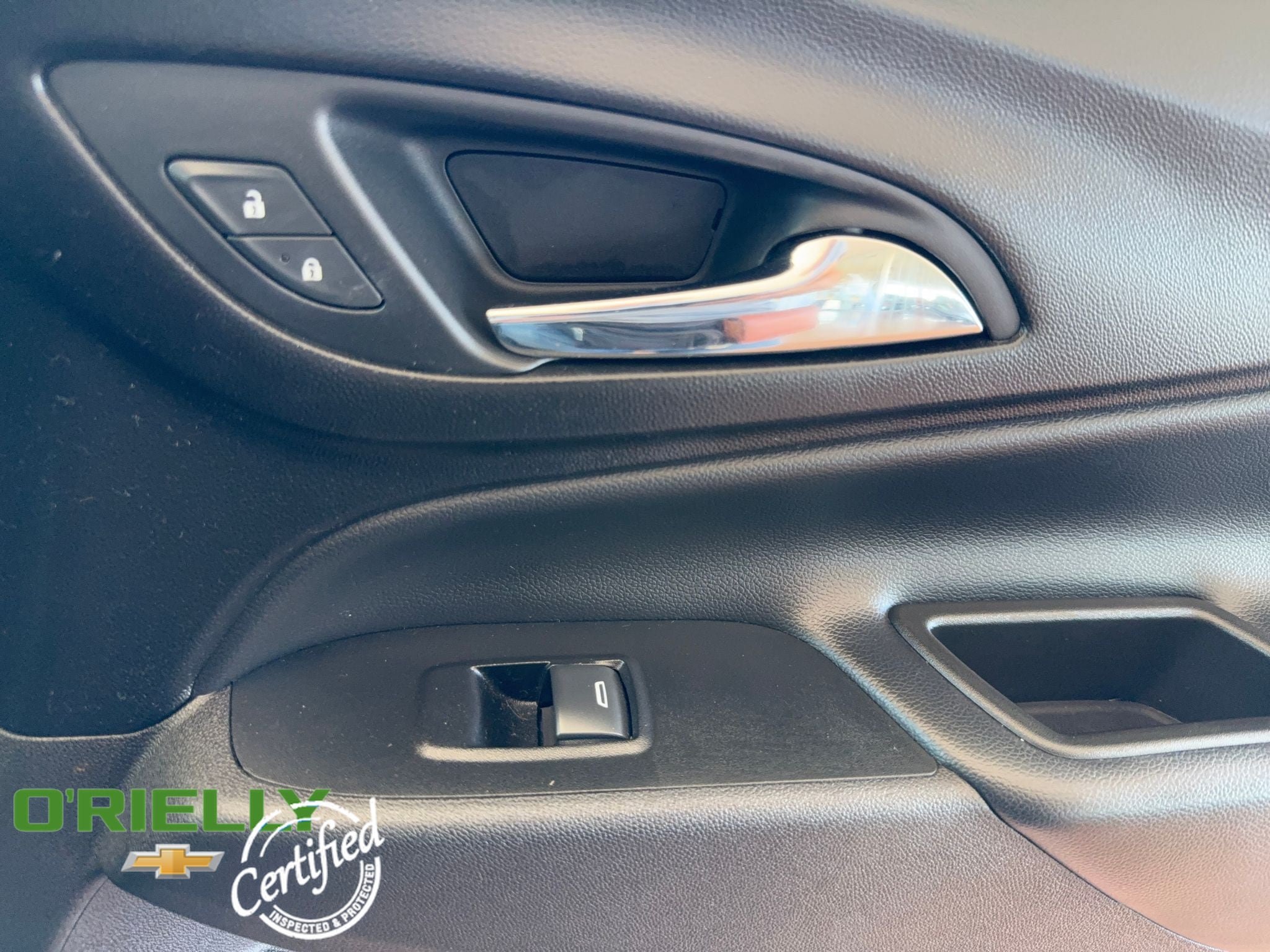 Used 2019 Chevrolet Equinox LT w/ LPO, Blackout Package FWD image 34
