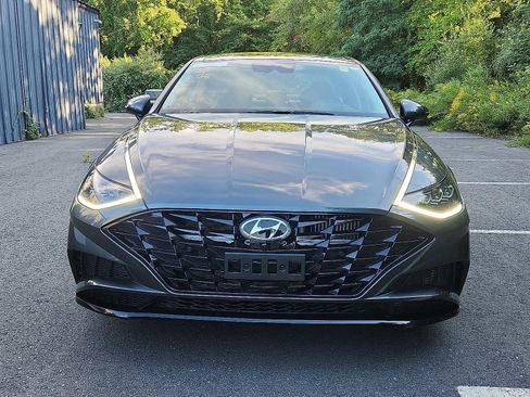 Used 2022 Hyundai Sonata Limited image 2