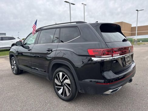 Used 2025 Volkswagen Atlas SE FWD image 7